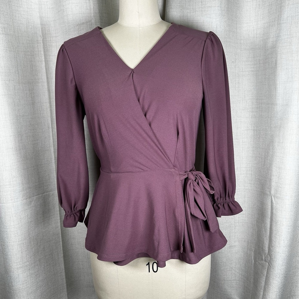 Meraki Women's Size Small Purple Wrap Short Flutter Sleeve Shirt Blouse V‎ Neck